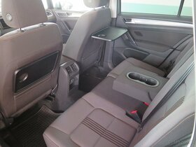 Volkswagen Sportsvan 1.4TSI,DSG,navi,klima,výhřev,kamera - 14