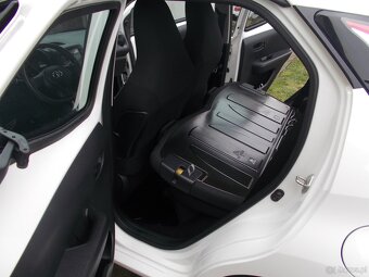 TOYOTA  AYGO 2  MIEJSKIE  SUPEROSZCZĘDNE AUTKO - 14