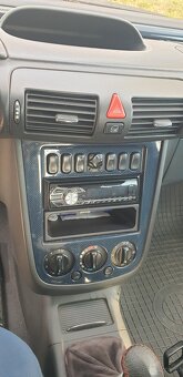 Mercedes Vaneo 1,7 d - 14