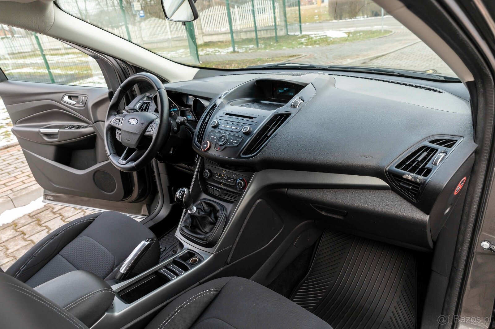 Ford Kuga 2017r. - 15