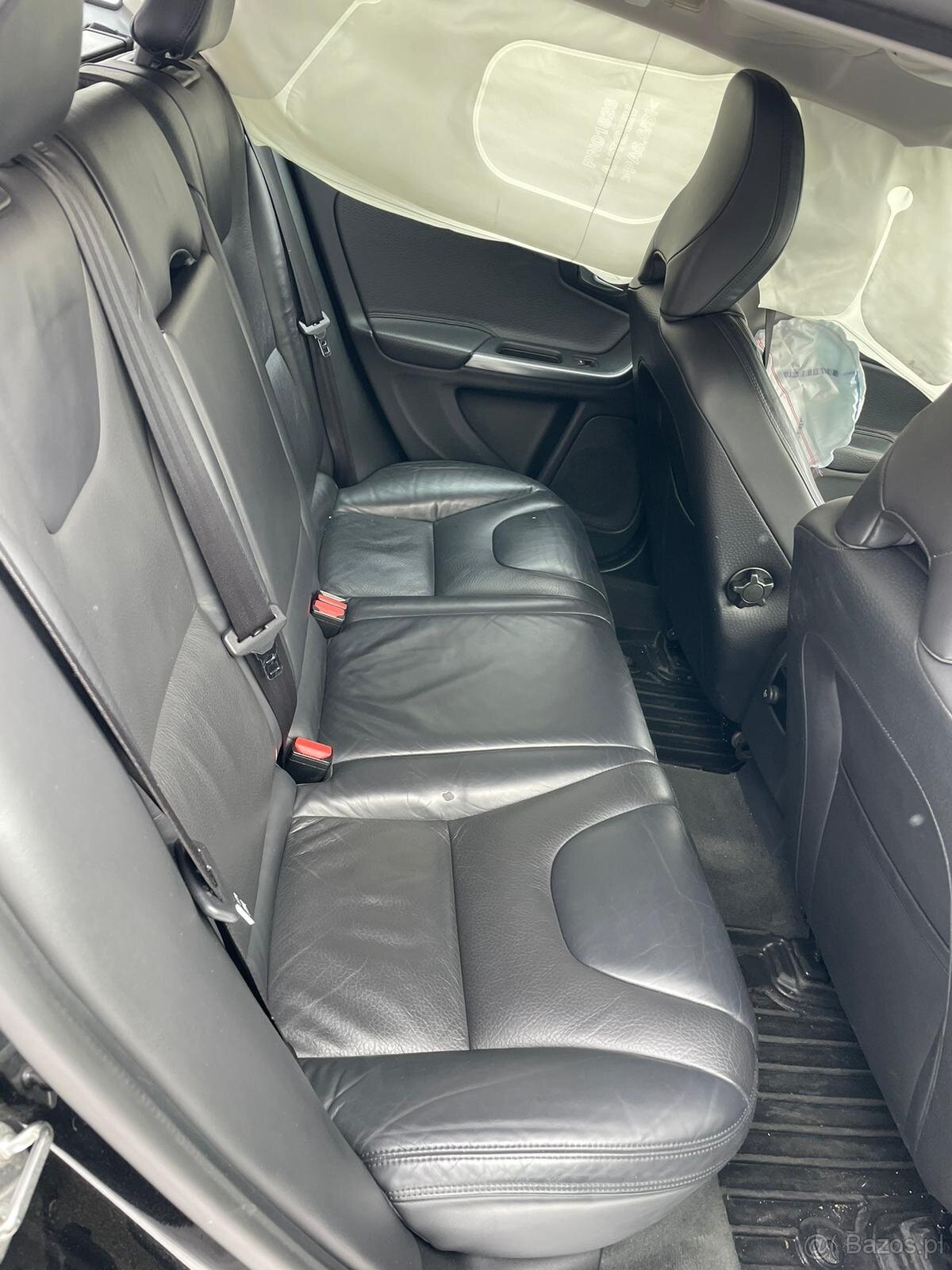 Volvo V60 Plug in hybrid 2.4 D6 158kw, 4WD,automat,r.10/2013 - 15