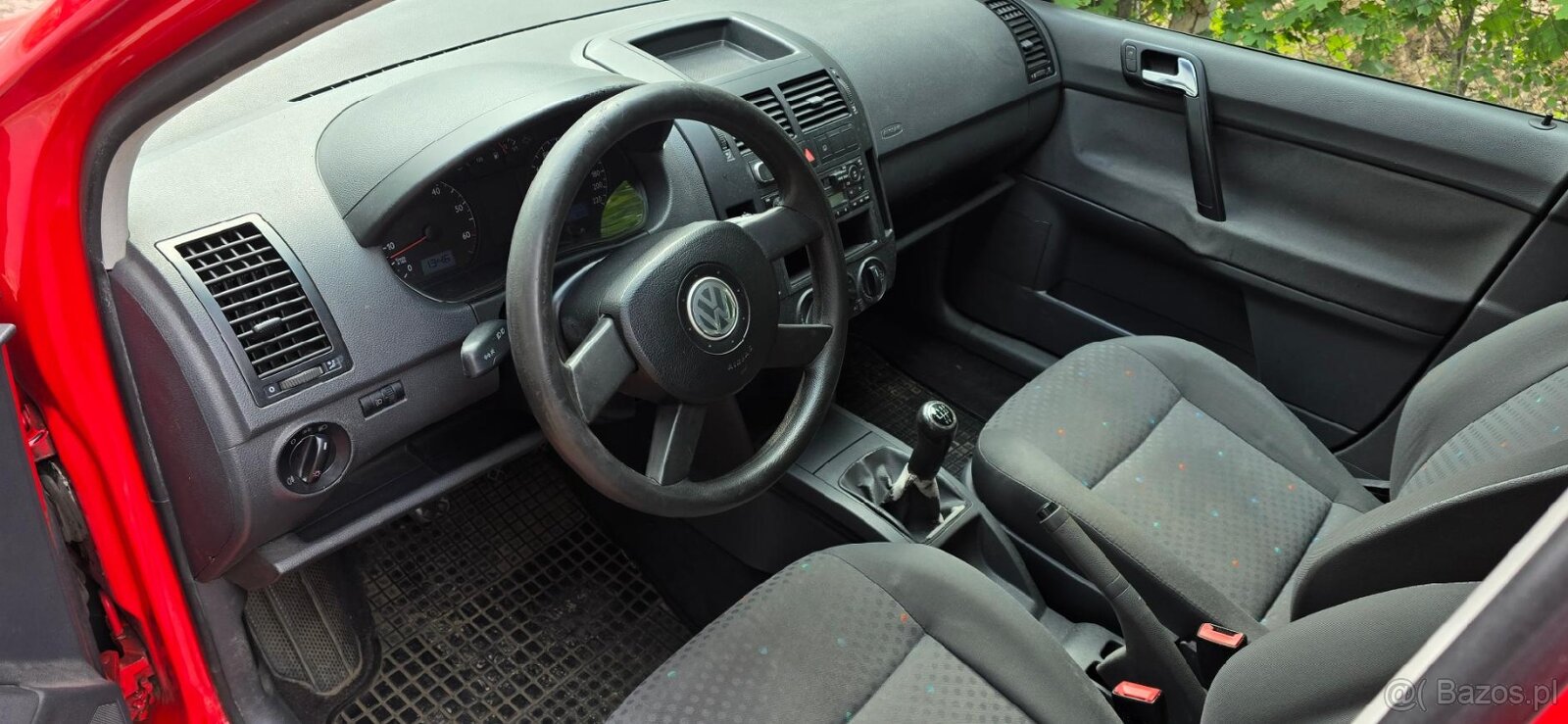 VW polo 1.2HTP 47kw rok-2003 - 15