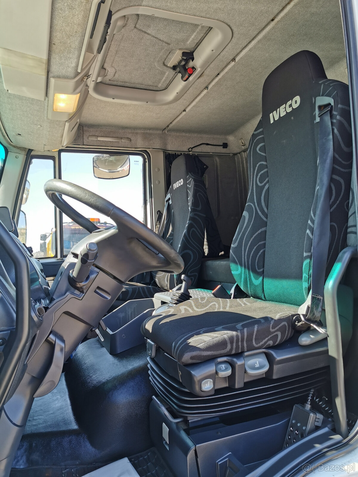 Sprzedam samochód ciężarowy IVECO 150E32 E6 - 15