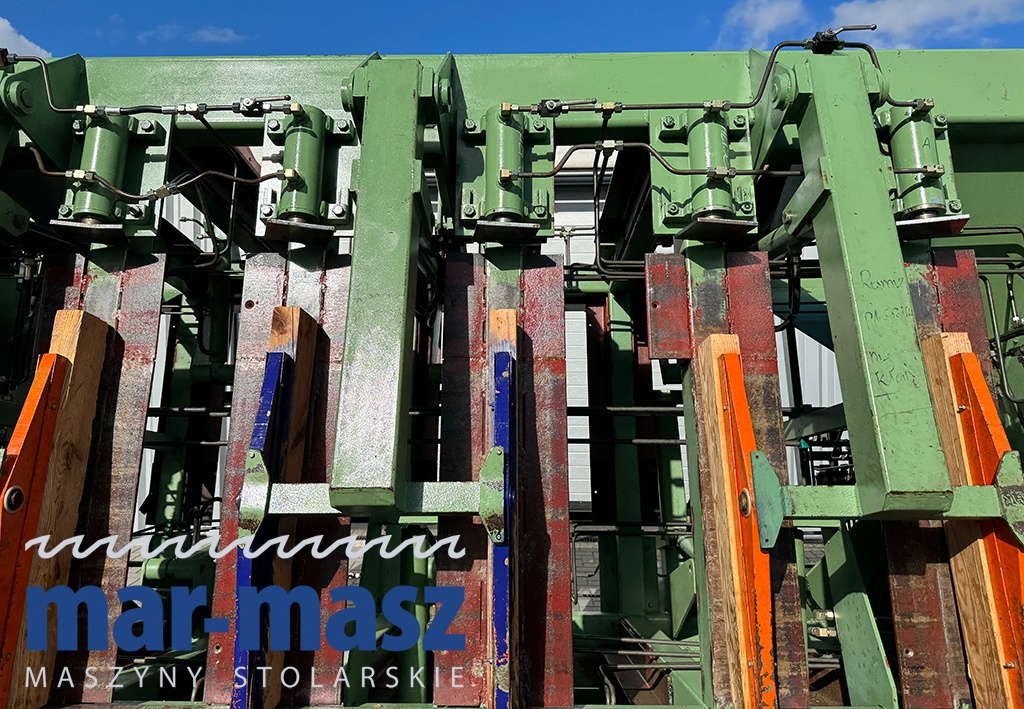 Prasa wiatrakowa karuzelowa obrotowa trapezowa DIMTER - 15