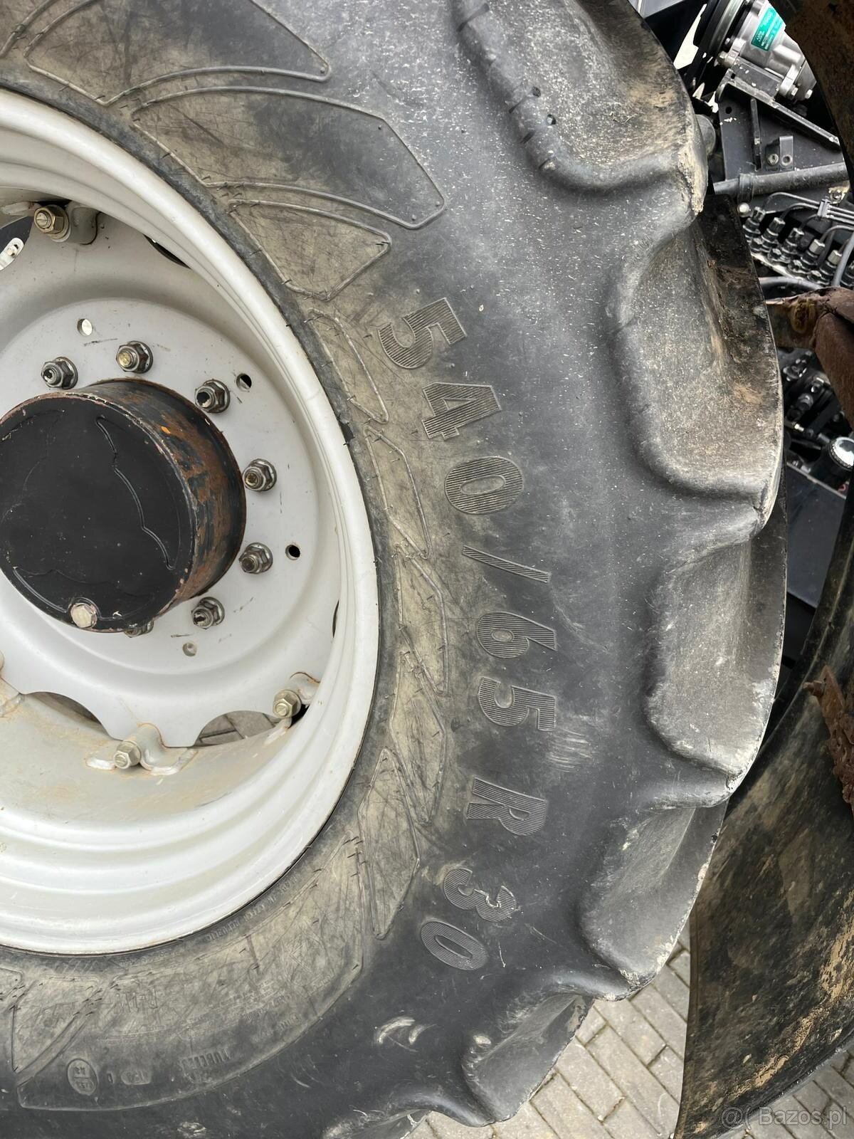 Massey Ferguson Model: 8250-4 - 15