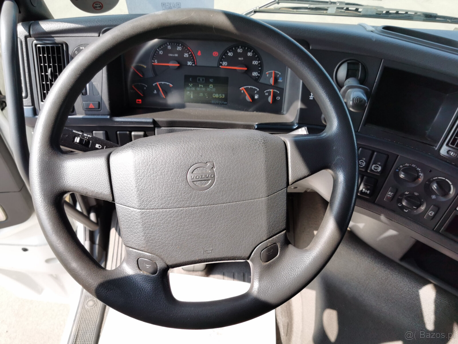 Sprzedaję ciągnik siodłowy VOLVO FH 13.460 42T EEV - 15