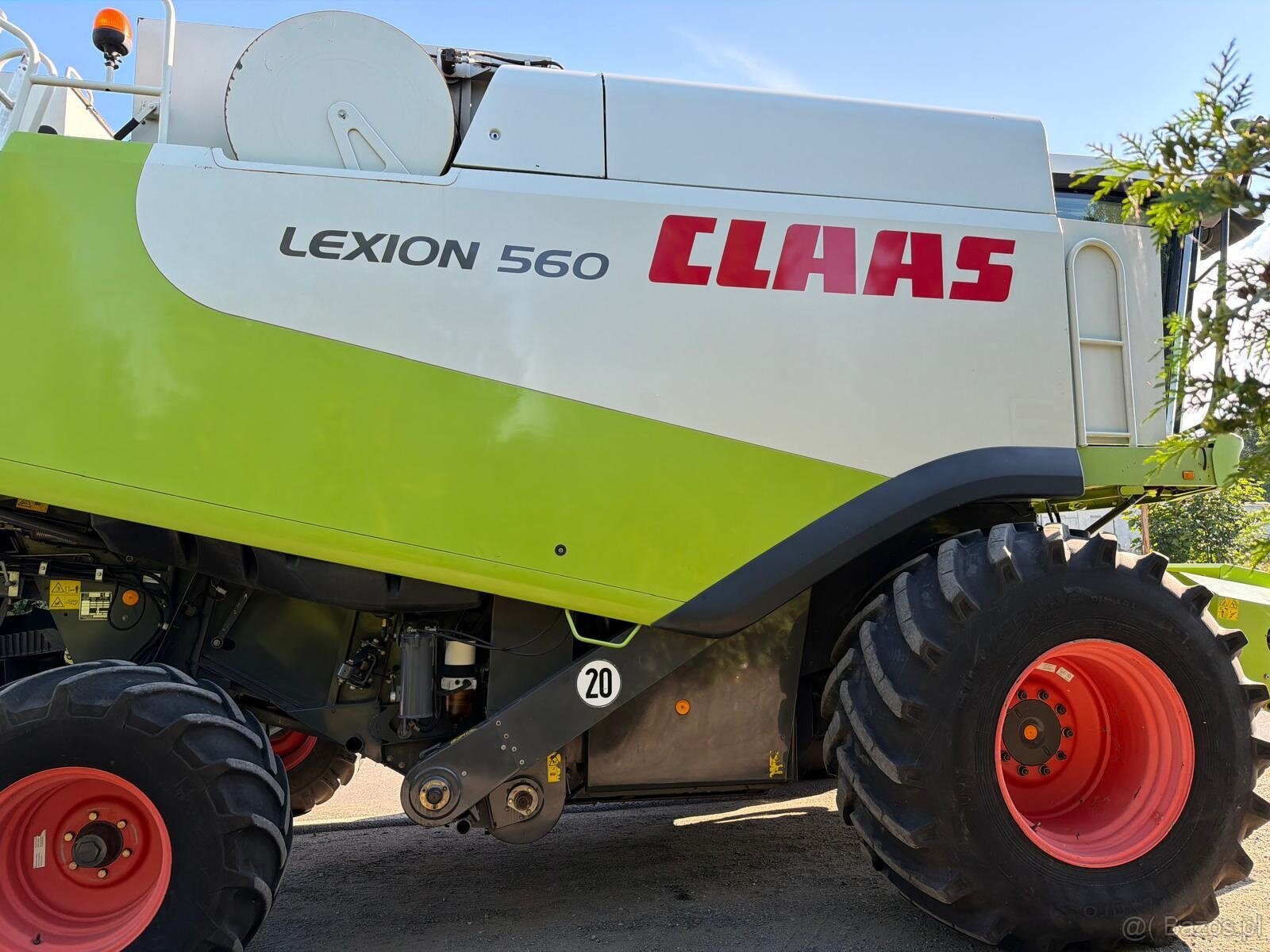 Kombajn zbożowy Claas Lexion 560 heder V750 rok prod. 2009 S - 15
