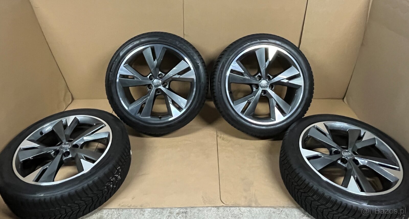 Audi Q4 e-tron 89A601025E 89A601025M 8Jx20 ET45 9Jx20 ET42 - 15