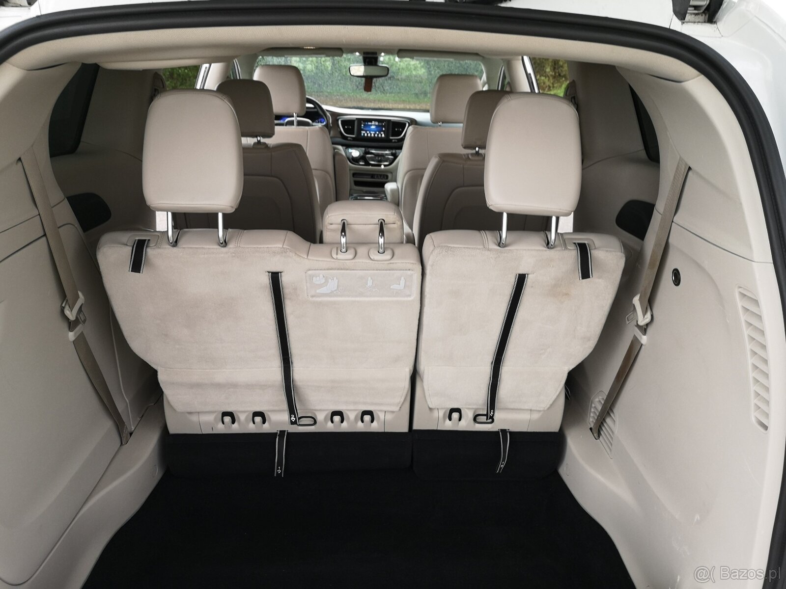 CHRYSLER PACIFICA (VOYAGER) 2021 - 15