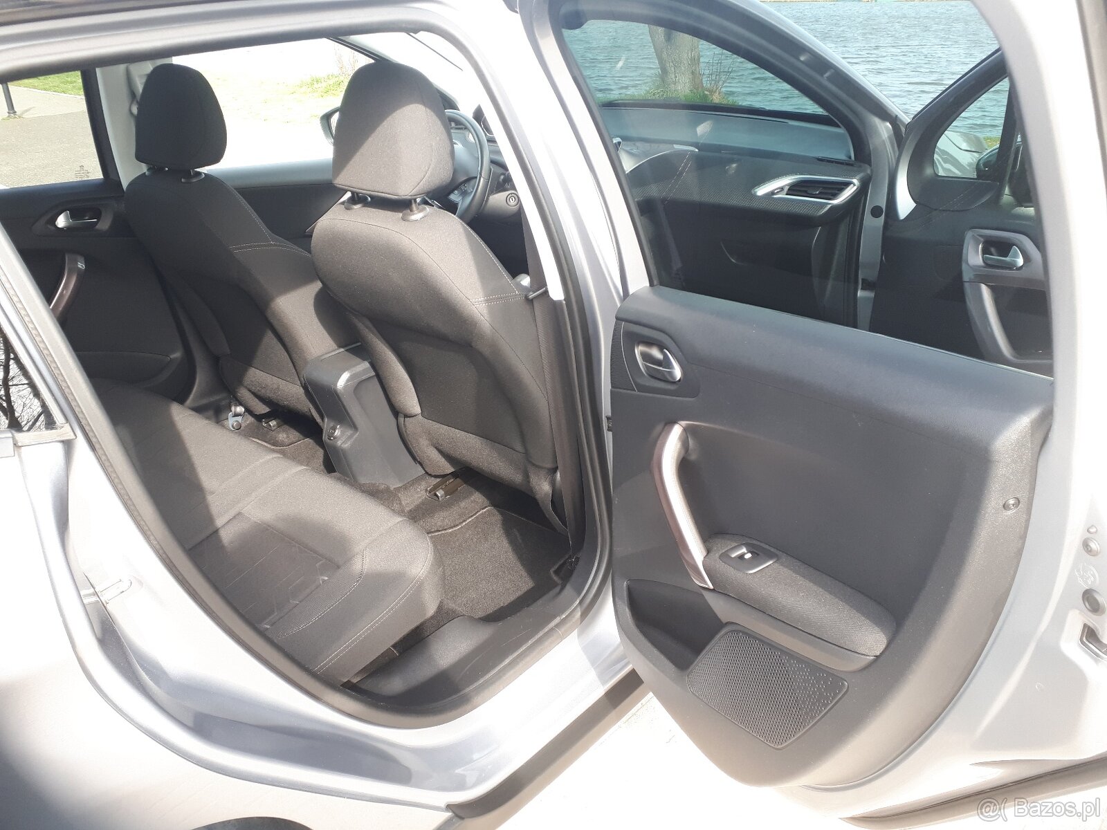 PEUGEOT 1.2 110KM benzyna - 15