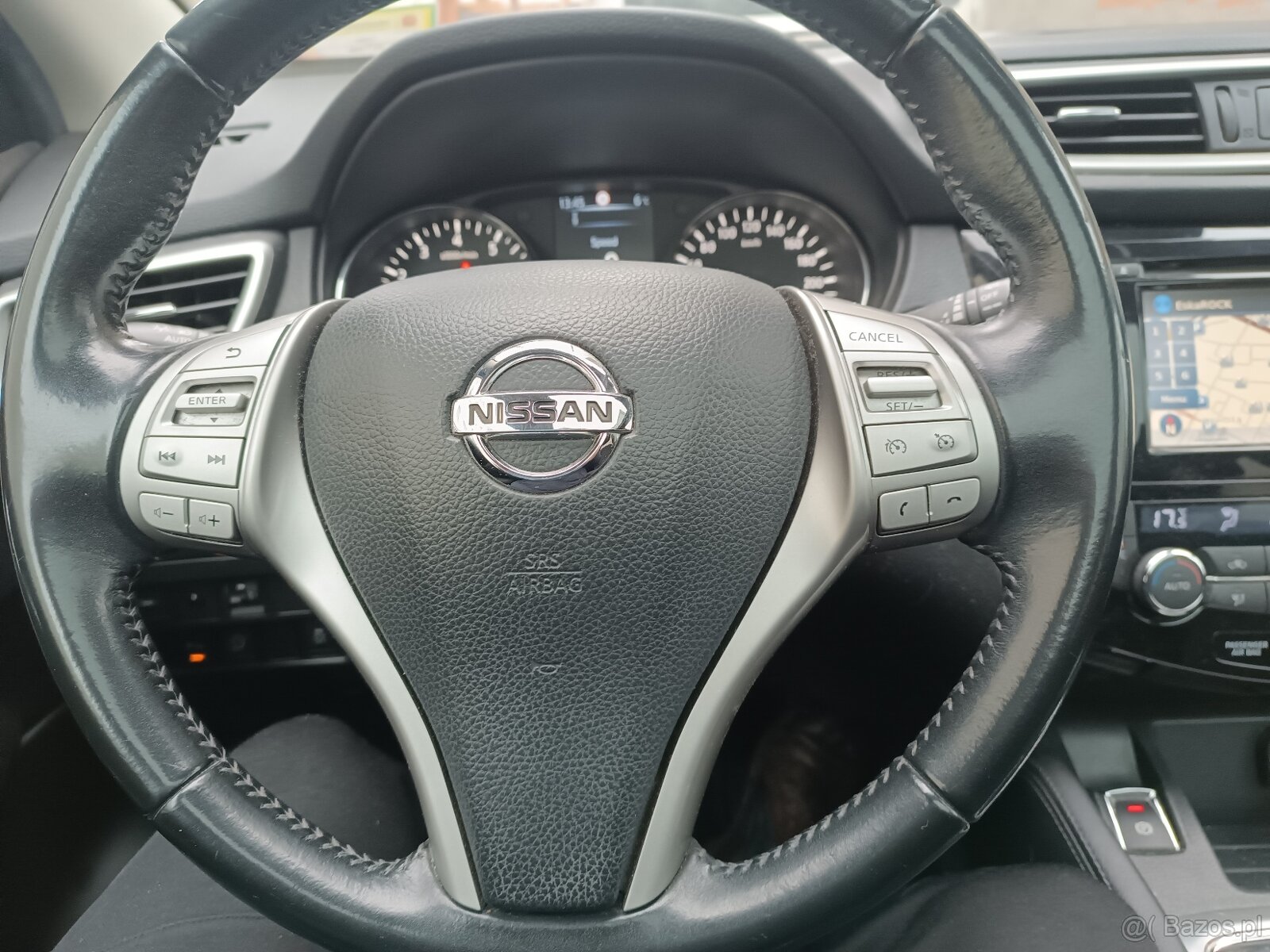 Nissan Qashqai 1.2 DIG-T N-Connecta salon Polska 2016r. S - 15