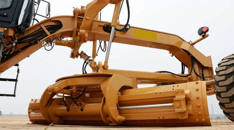 Refundacja 50% NOWA równiarka drogowa a CAT Caterpillar - 15