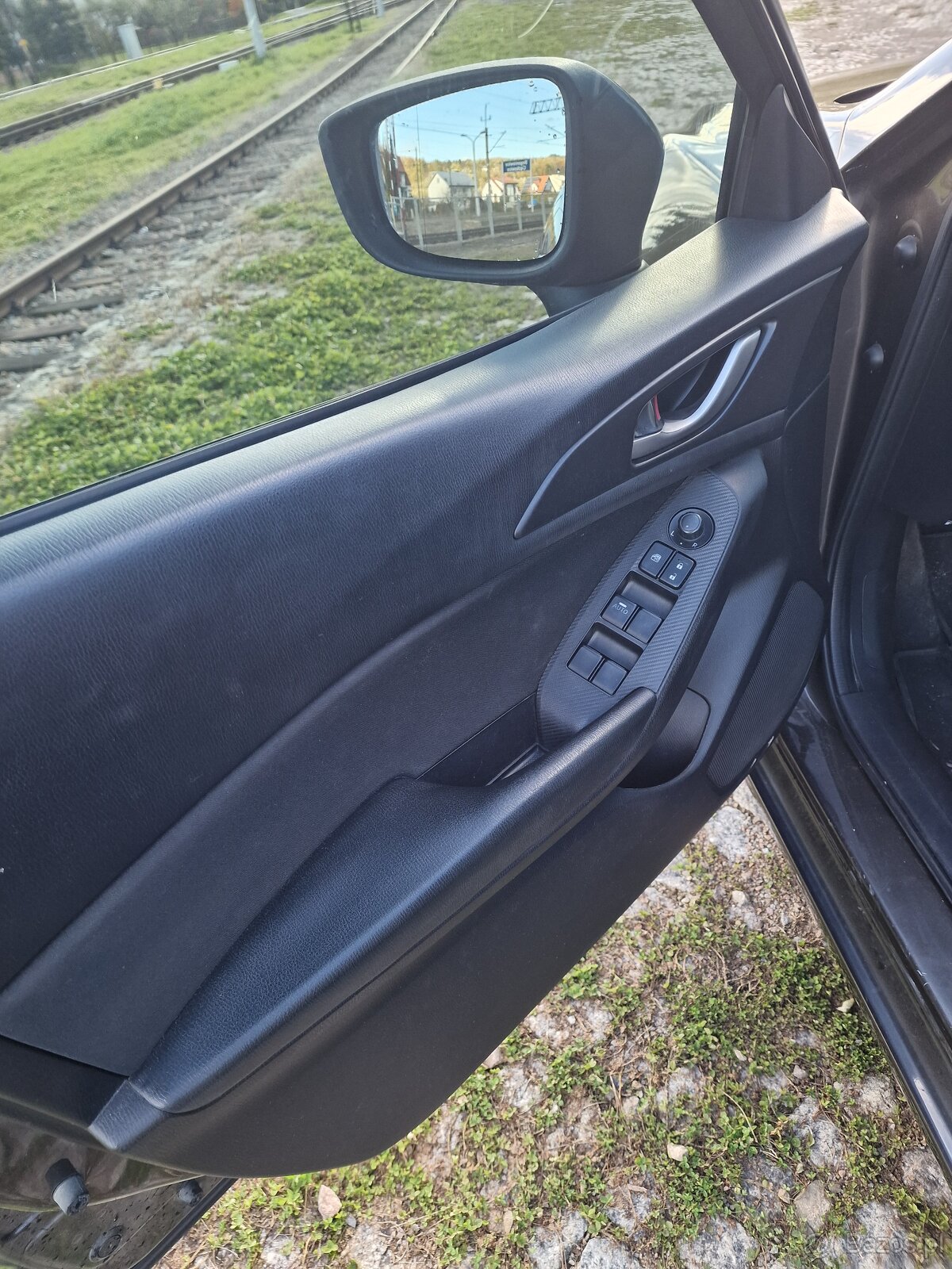 Mazda 3bm 2.0 120km Automat - 15