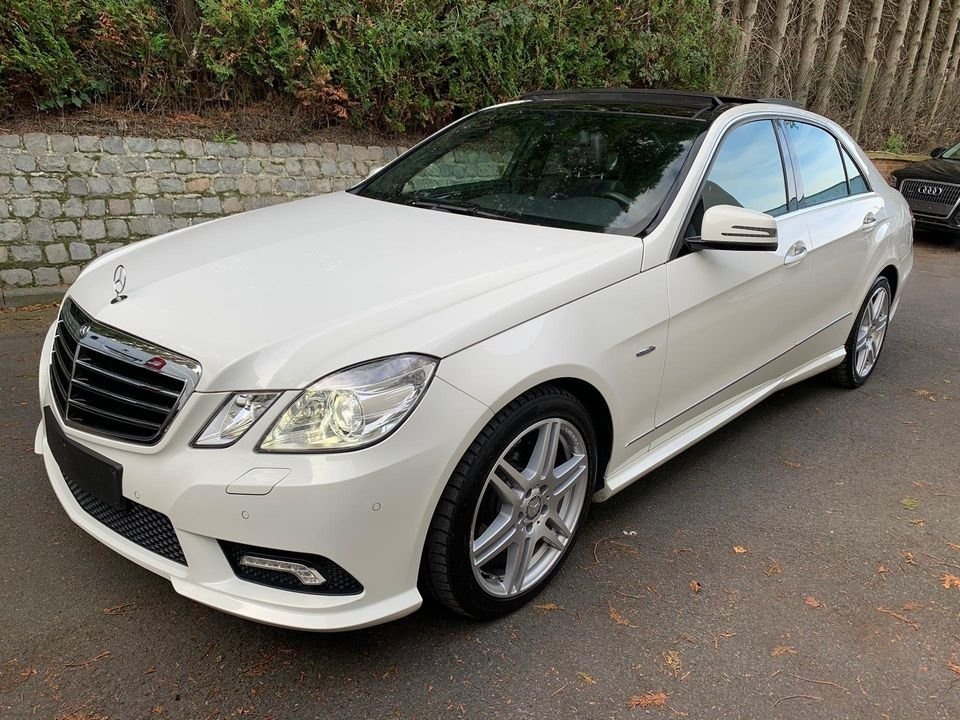 2011 Mercedes-Benz E 220 Avantgarde AMG Package - 15