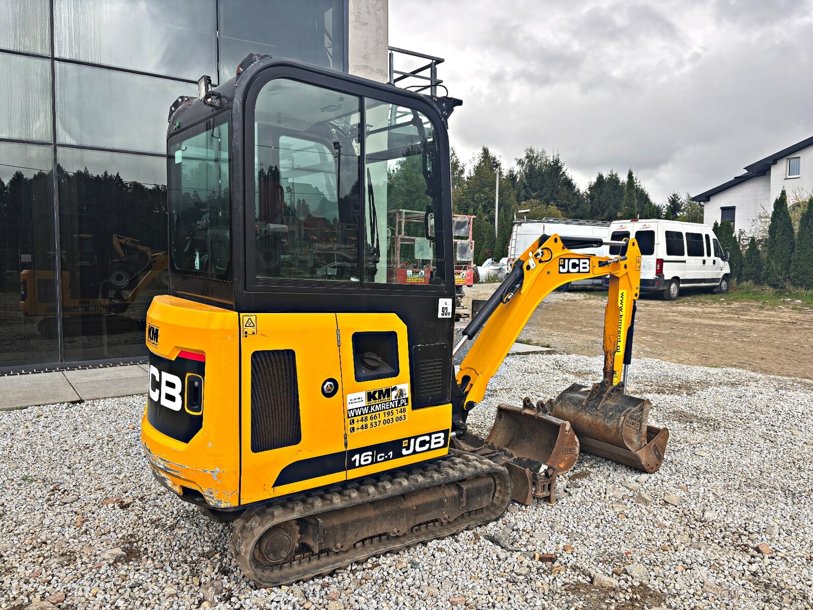 16 C-1 T3 MINI-KOPARKA 2022R MTH: 859 - 15