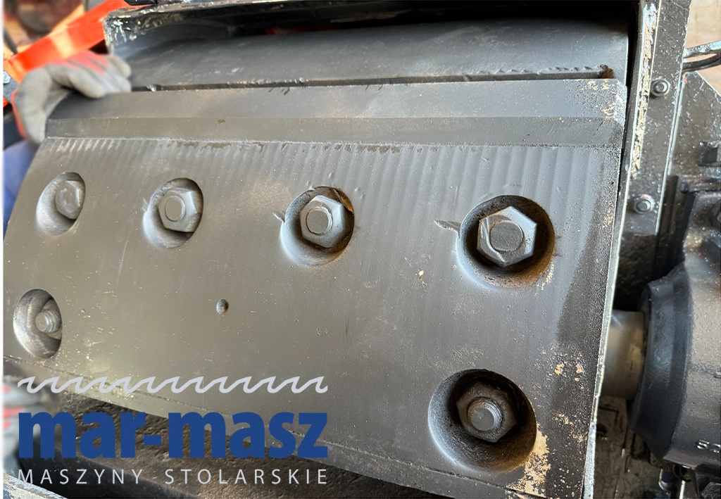 Rębak / Rozdrabniacz do drewna bębnowy - 15