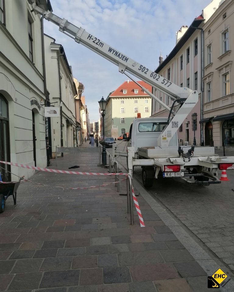 Wynajem żurawi samojezdnych do 50 ton i podnośników do 70 m - 15