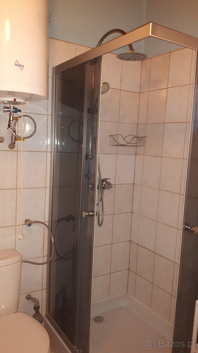 SEZON--2025-Samodzielny dom z ogrodzoną działką nad jeziorem - 15