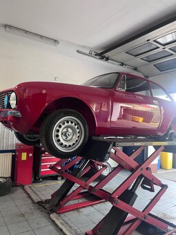 Alfa Romeo GTV 2000 1975 fresh build - 15