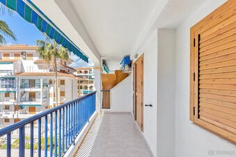 Na sprzedaż: Apartament 2-pokojowy z widokiem na basen - 15