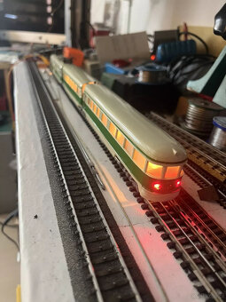 Wagon silnikowy Märklin ST 800, zielono-beżowy Żebra dachow - 15