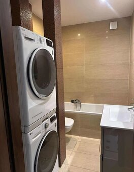 Mieszkanie o pow. 64.60m2, balkon, parter,ul. Lipowa - 15