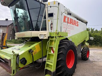 Claas lexion 450 rok pr 2001 heder V660 lub V750.  Silnik Me - 15
