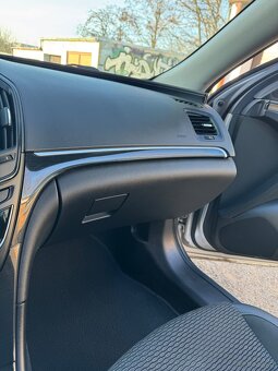 Opel Insignia 1,6 TDI - 15