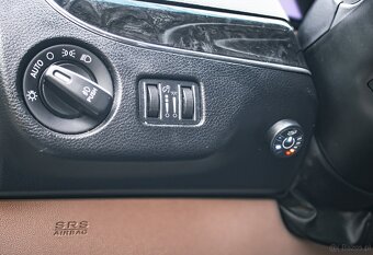 Chrysler Town & Country 3.6 Touring  Benzyna+LPG - 15