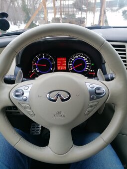 Sprzedam Infiniti. Super stan - 15