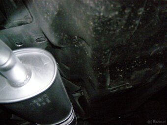 Nissan Almera 1,8 benzyna, rok 2002 - 15