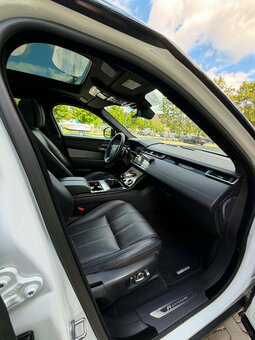 LAND ROVER VELAR - 15