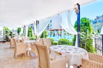Umeblowane mieszkanie 2-pokojowe (53 m²) z widokiem na basen - 15