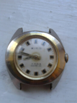 różne zegarki nakręcane - 15