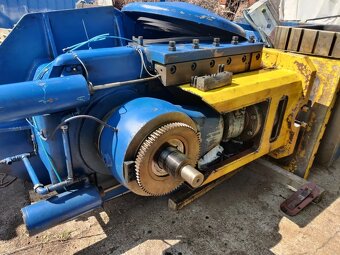 prasa LE 400 C - komplet. linia - 15