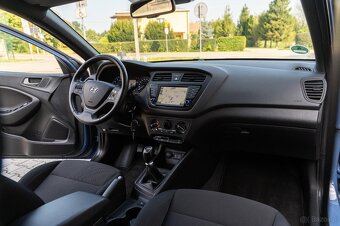 HYUNDAI i20 - 15