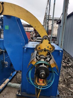 prasa mimosrod. LE 400 C - komplet. linia r. 2008 - 15