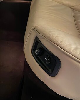 BMW e38 740iL - 15