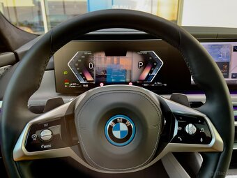 Oferuję na sprzedaż luksusowe BMW 750e xDrive - 15
