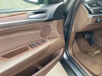 BMW X5 xDrive 3.0 benzín 306 HP – 2012, po faceliftu - 15