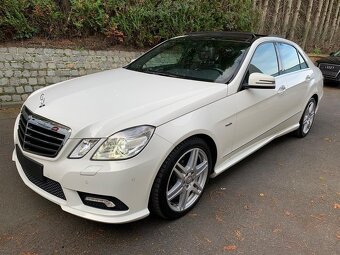 2011 Mercedes-Benz E 220 Avantgarde AMG Package - 15