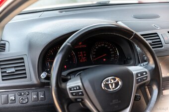 Toyota AVENSIS - 15