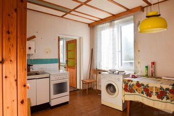 Dom jednorodzinny z dwoma mieszkaniami i dużym ogrodem - 15
