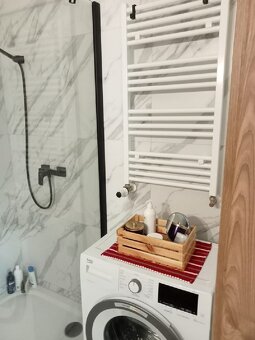 2 pokoje, 51.85m2, I piętro, duży balkon, umeblowane, ul. Po - 15