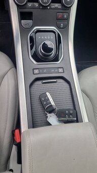 Land Rover Range Rover Evoque 2.0Tdi 110kw A9 - 15