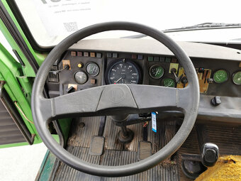 Sprzedam ciężarówkę TATRA T815 6X6.2 z hydraulicznym ramien - 15