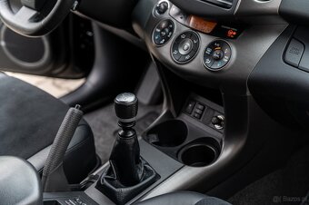 Toyota RAV4 - 15