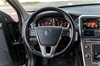 VOLVO XC60 - 15