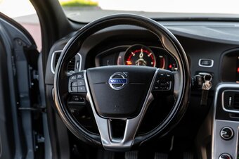 VOLVO V60 - 15