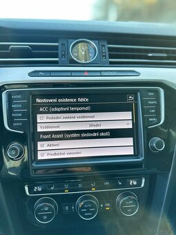 Volkswagen Passat Variant 2.0 BiTDI Highline 4MOTION - 15